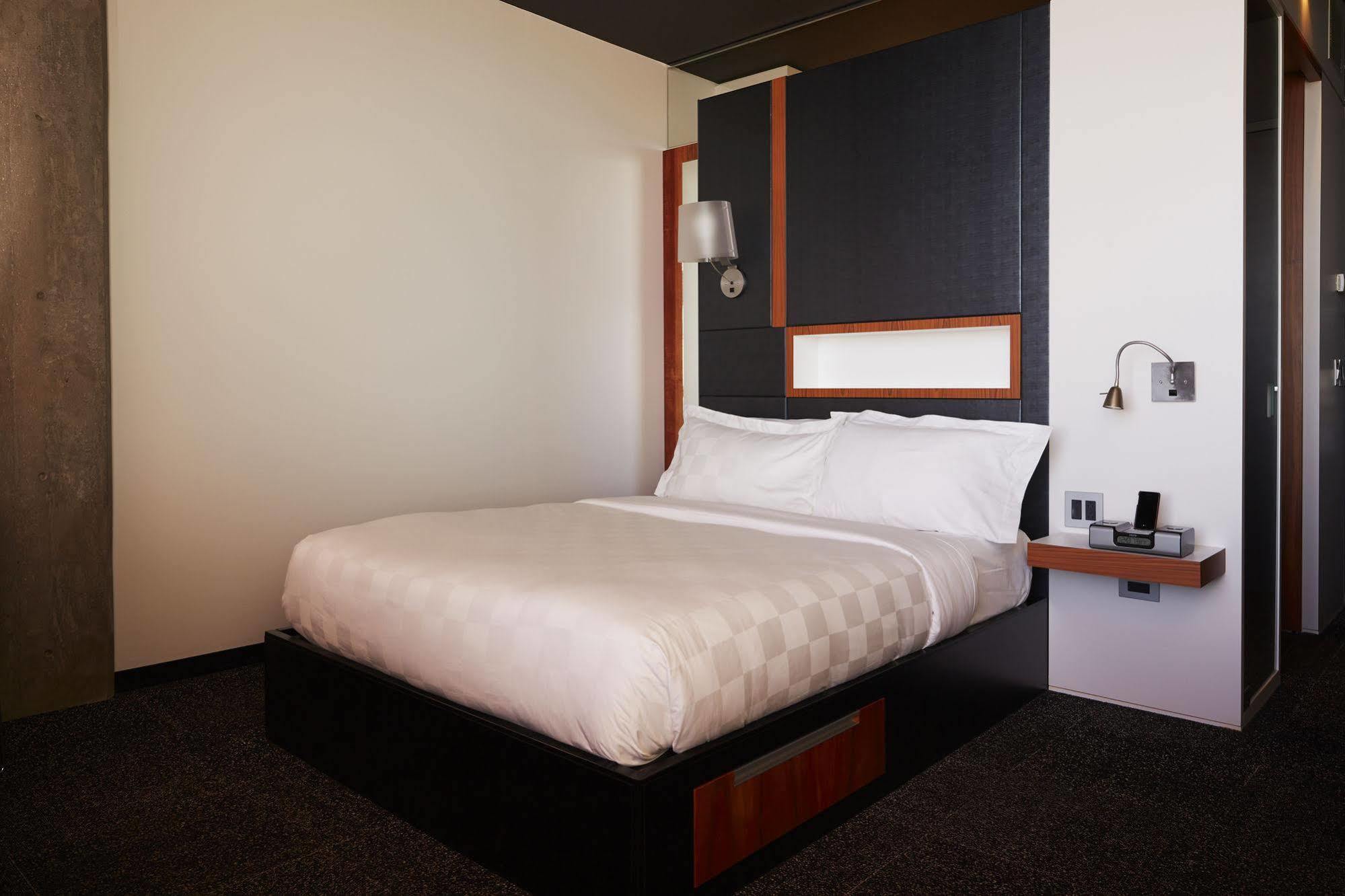 ברוסארד Hotel Alt Quartier Dix30 מראה חיצוני תמונה
